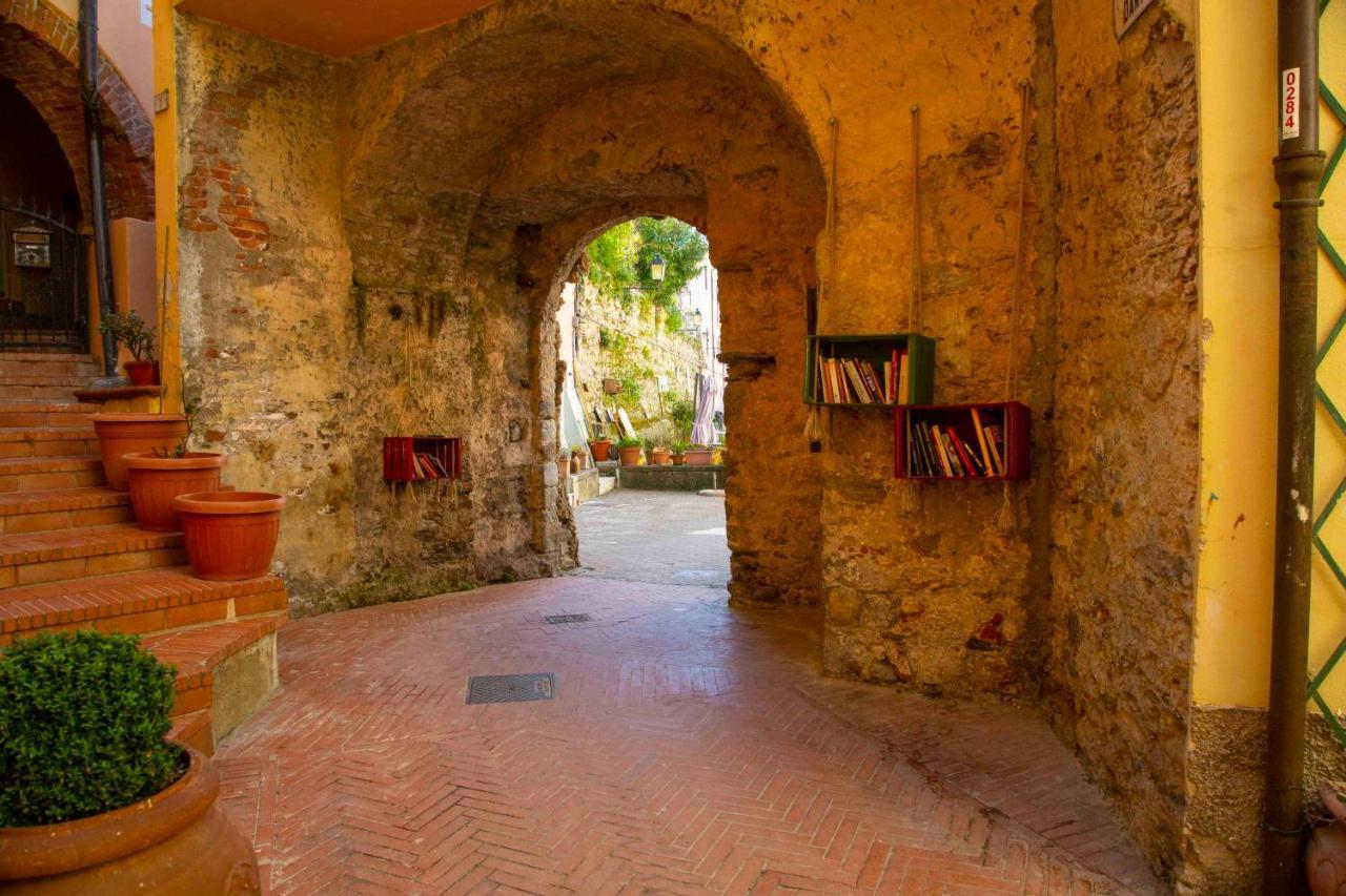 Casa Vacanze Le Tre Casette Ameglia Exteriér fotografie